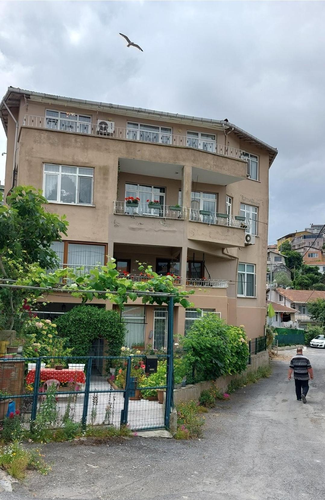 Tarabya Family Suit Boshphorus Istanbul Exterior photo